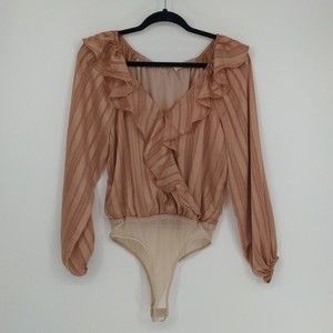 Lush Women's Bodysuit‎ Size Small Rose Gold Long Sleeve Ruffle Faux Wrap V Neck